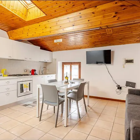 Apartment Garda Experience - Relax Nei Vigneti Veronesi *